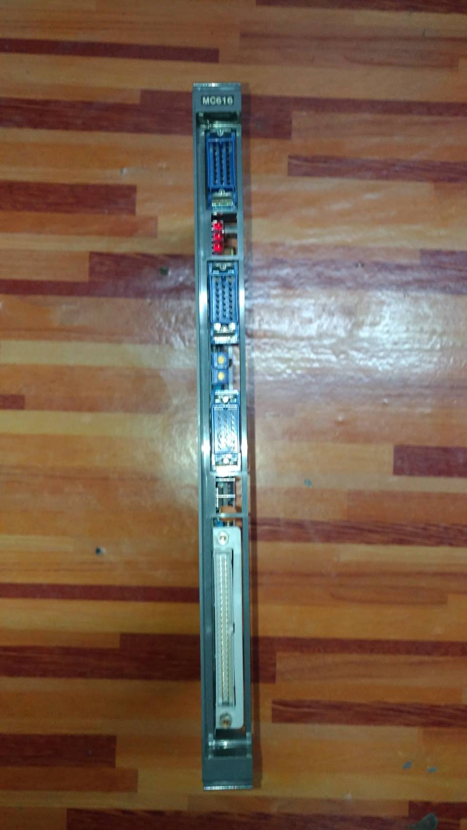 MITSUBISHI MC616