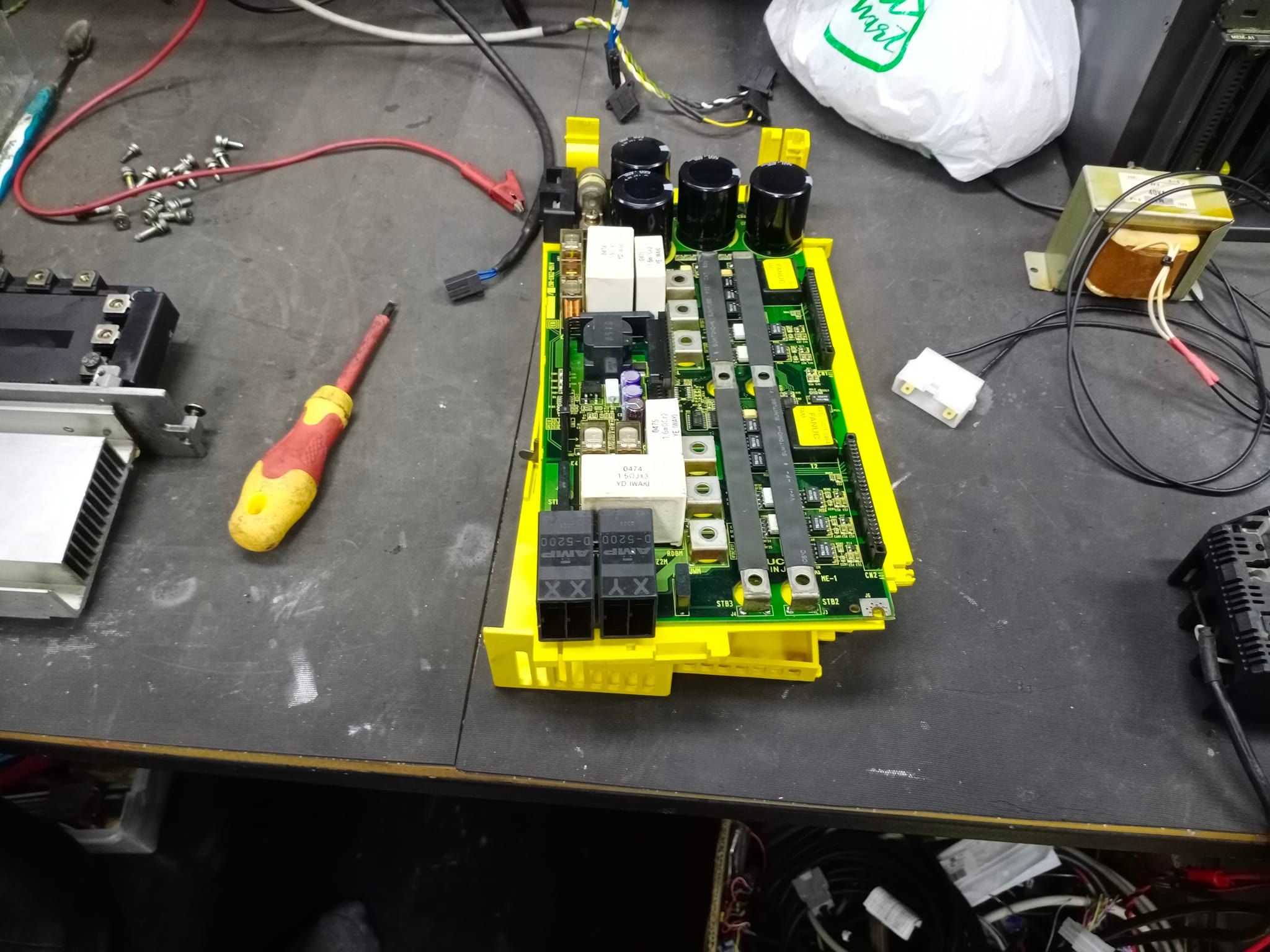 ซ่อม FANUC A06B-6117-H209 ALPHA ISV80/80