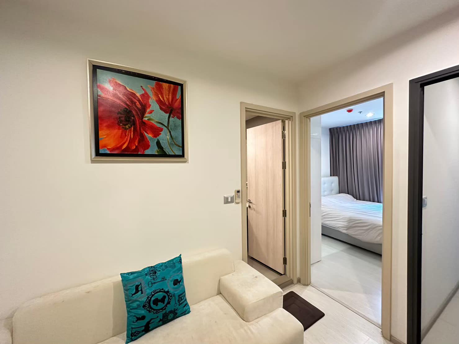 ปล่อยเช่าคอนโด Rhythm Sukhumvit 42 (ริทึ่ม สุขุมวิท 42) - โซนพื้นที่ BTS เอกมัย - 1ห้องนอน 1ห้องน้ำ 1ห้องนั่งเล่น - ขนาดห้อง 28 ตรม. ชั้น 7