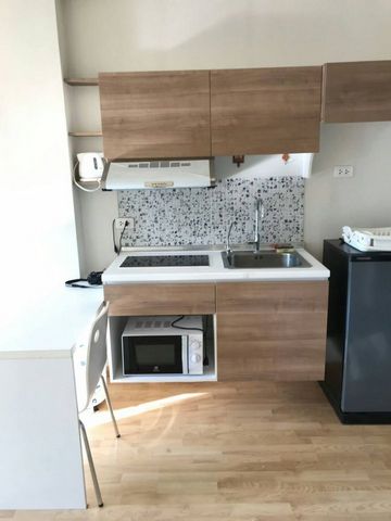 ให้เช่า Casa Condo Asoke – Dindaeng ขนาด30ตรม. เฟอร์ครบวิวสระว่ายน้ำ