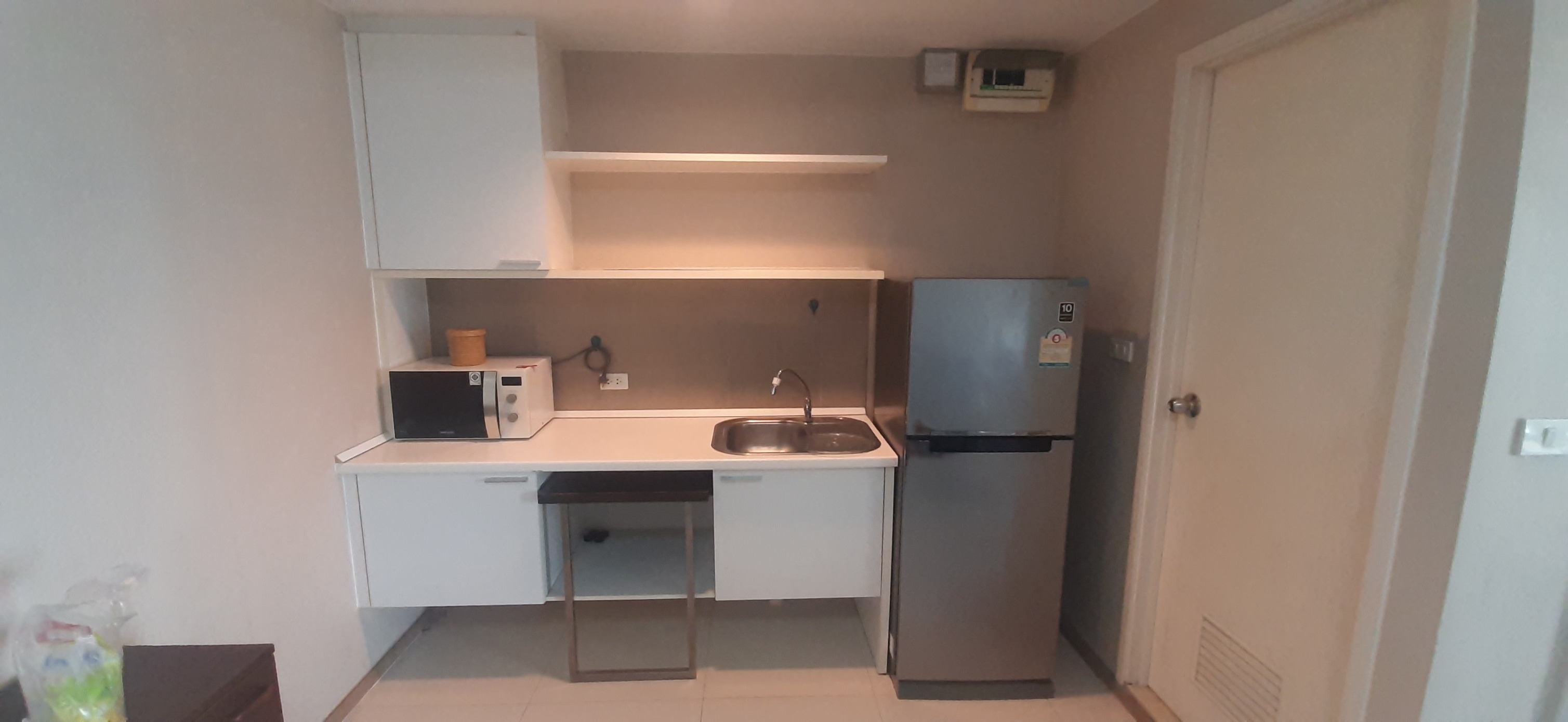 ปล่อยเช่าคอนโด Fuse mobius ramkhamhaeng - klongton (ฟิวส์ โมเบียส รามคำแหง - คลองตัน) โซน ARL รามคำแหง ห้องแบบ 1ห้องนอน / 1ห้องน้ำ ขนาดห้อง 32 ตรม. ชั้น 23 ตึก A