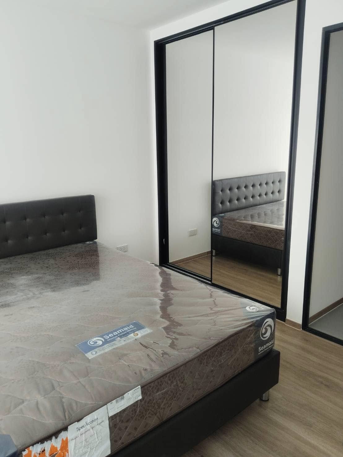 ปล่อยเช่า Cybiq Ratchada 32 (ไซบิค รัชดา 32) - โซนพื้นที่ ลาดพร้าววังหิน Studio 1ห้องน้ำ 1ครัว - ขนาดห้อง 25 ตรม. ชั้น 7 - ให้เช่า 12,000 ต่อเดือน