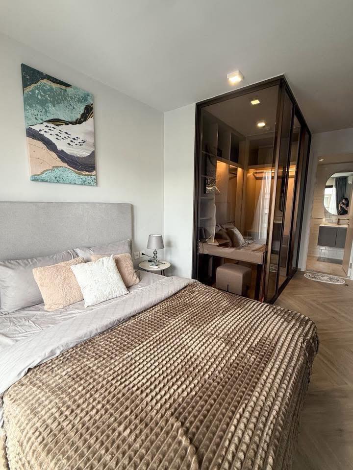 ให้เช่าคอนโด Chapter Thonglor 25 (แชปเตอร์ ทองหล่อ 25) โซนพื้นที่ BTS ทองหล่อ ห้องแบบ 1ห้องนอน / 1ห้องน้ำ / โซนครัวปิด ขนาดห้อง 35 ตรม. ชั้น 8 ตึก B