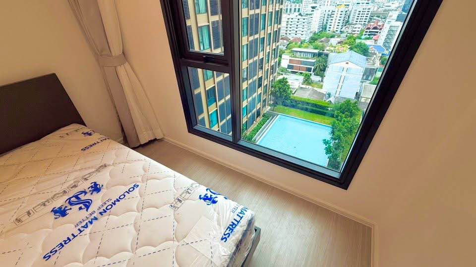 ปล่อยเช่าคอนโด Denim Jatujak (เดนิม จตุจักร) โซน BTS หมอชิต MRT จตุจักร ห้องแบบ 1ห้องนอน / 1ห้องอเนกประสงค์ / 1ห้องน้ำ / โซนครัวปิด ขนาดห้อง 34.5 ตรม. ชั้น 12A