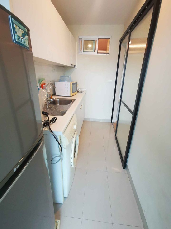 ให้เช่าห้องสวยน่าอยู่ MRT ลาดพร้าว สอบถามแอด Line ID : Smile-easy ที่ Life @ Ladprao 18