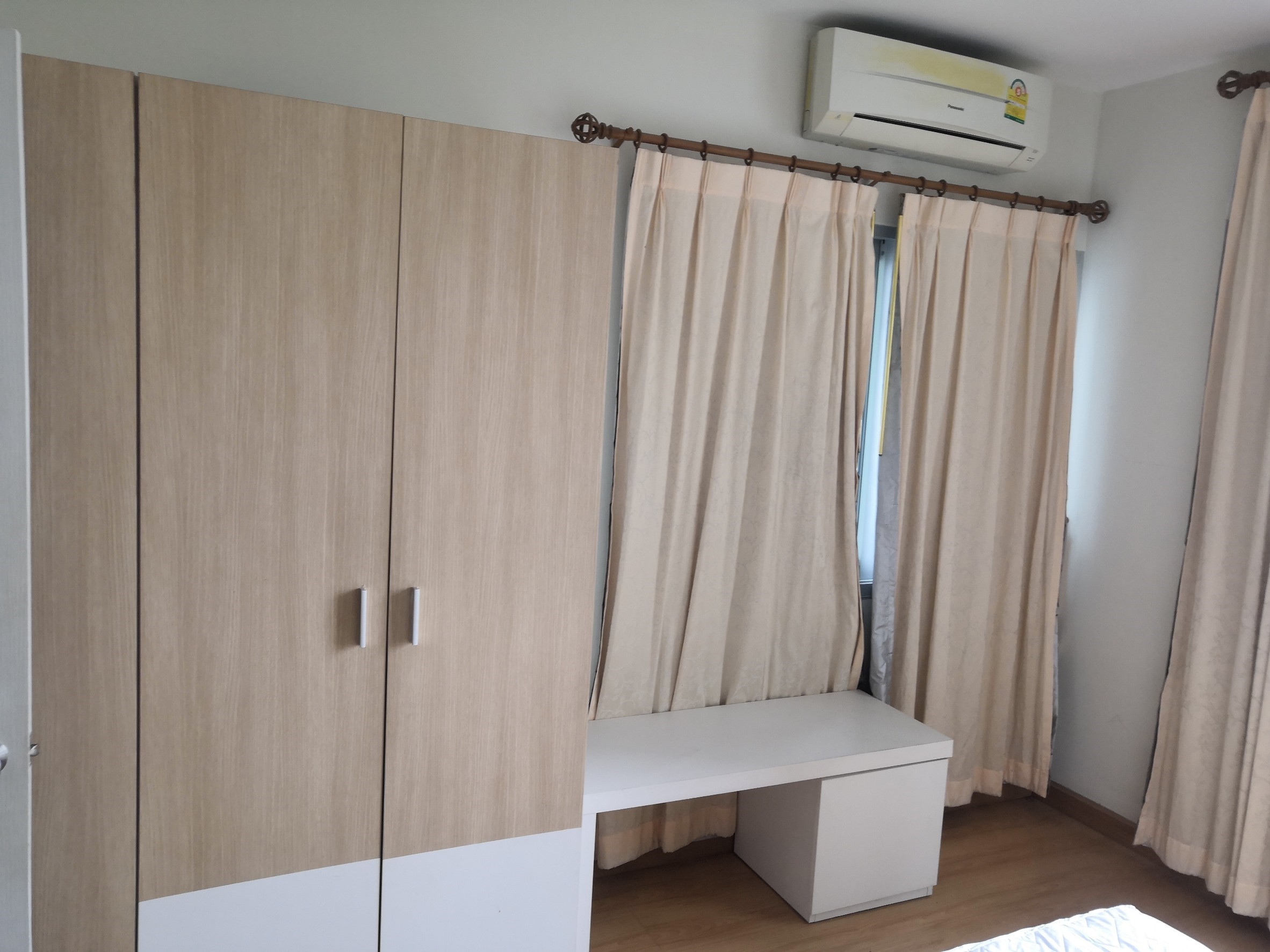 ให้เช่าคอนโด Life @ Ratchada - Suthisan (ไลฟ์ แอท รัชดา-สุทธิสาร) ติดรถไฟฟ้า MRT สุทธิสาร