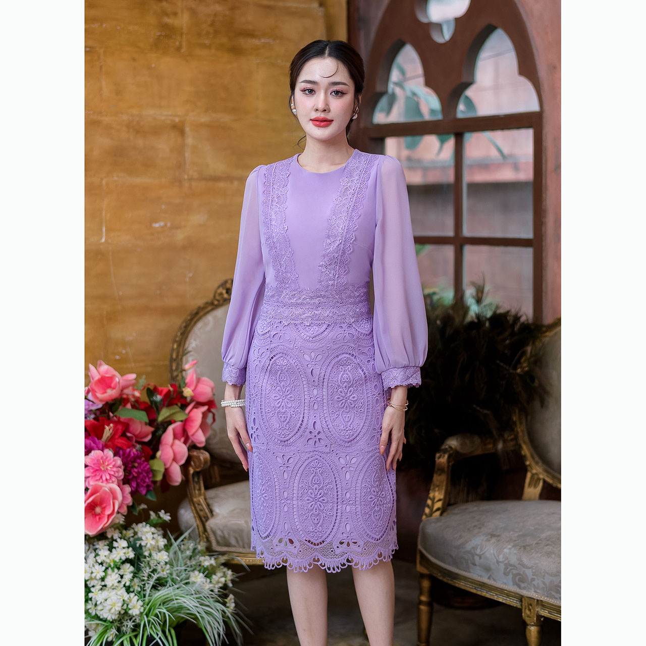 kudapyเดรสสั้นสีม่วง/สีชมพูกลีบบัวสไตล์แขนยาว ผ้าลูกไม้ช่วงกระโปรง เสื้อเป็นผ้าชิฟฟ่อนใส่สบายไม่ร้อนแต่งด้วยลูกไม้คาด