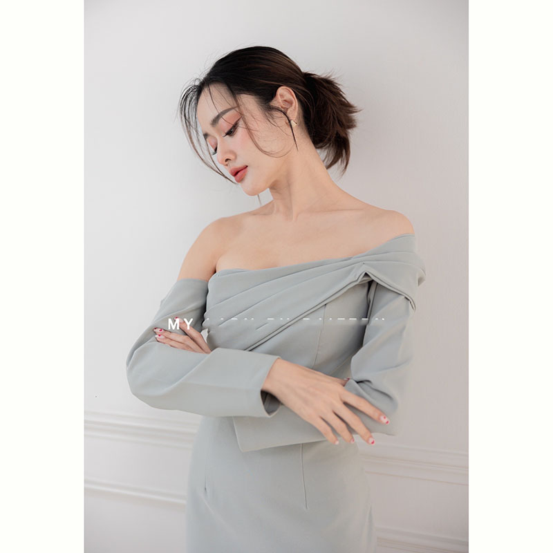 kudapy เดรสสั้นสีเทาอมเขียว , ฟ้าเข้ม , ชมพู ปาดไหล่ ดีเทลแต่งแขนยาว ให้ลุคไฮโซสุดด ขอบอกว่าสวยทุกสี ใส่แล้วขับผิวเว่อ