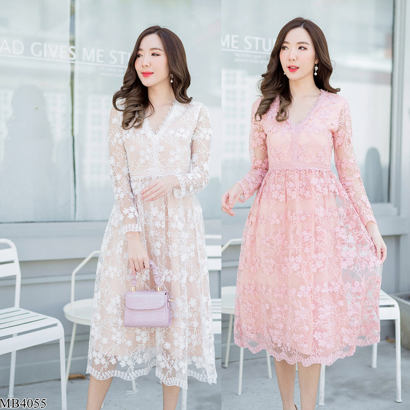kudapy เดรสสั้นสีขาว/สีชมพู แขนยาวคอวีลึกลูกไม้ซีทรูมีซับใส่สบาย สวยดูดี