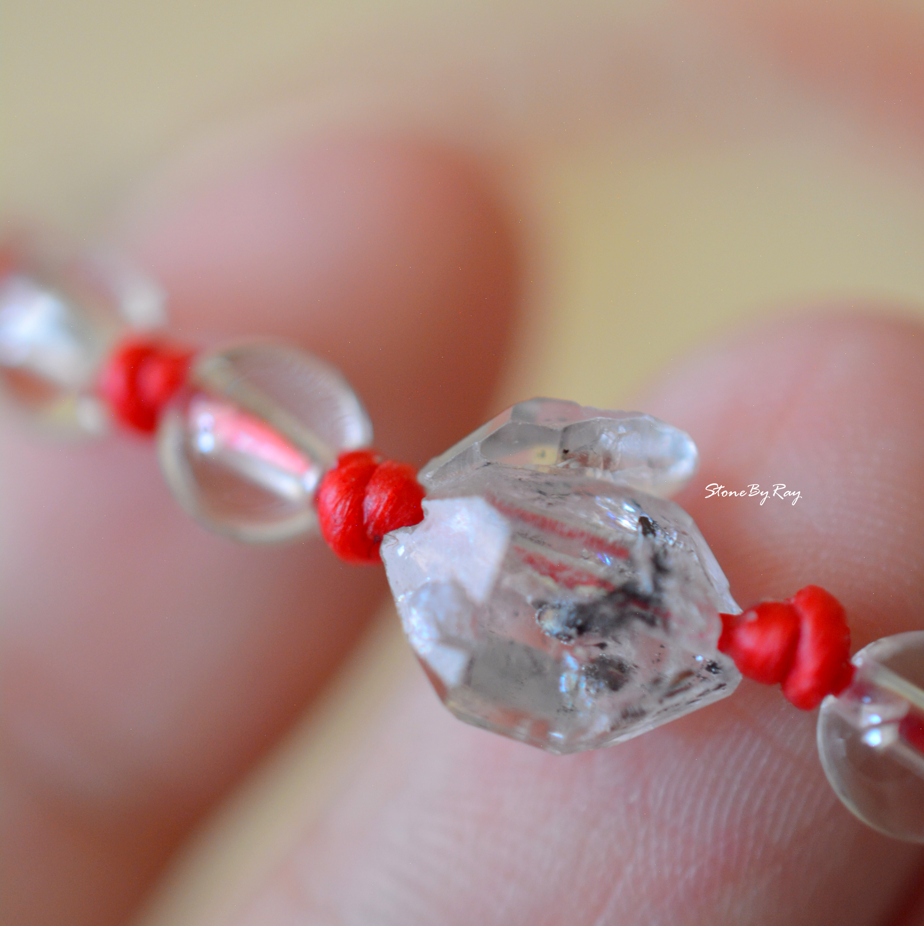 สร้อยข้อมือหินเฮอร์คิเมอร์ไดม่อน (Herkimer Diamond)