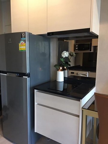 ให้เช่า Noble Revolve Ratchada (โนเบิล รีวอลฟ์ รัชดา) ห้องมุมชั้น7