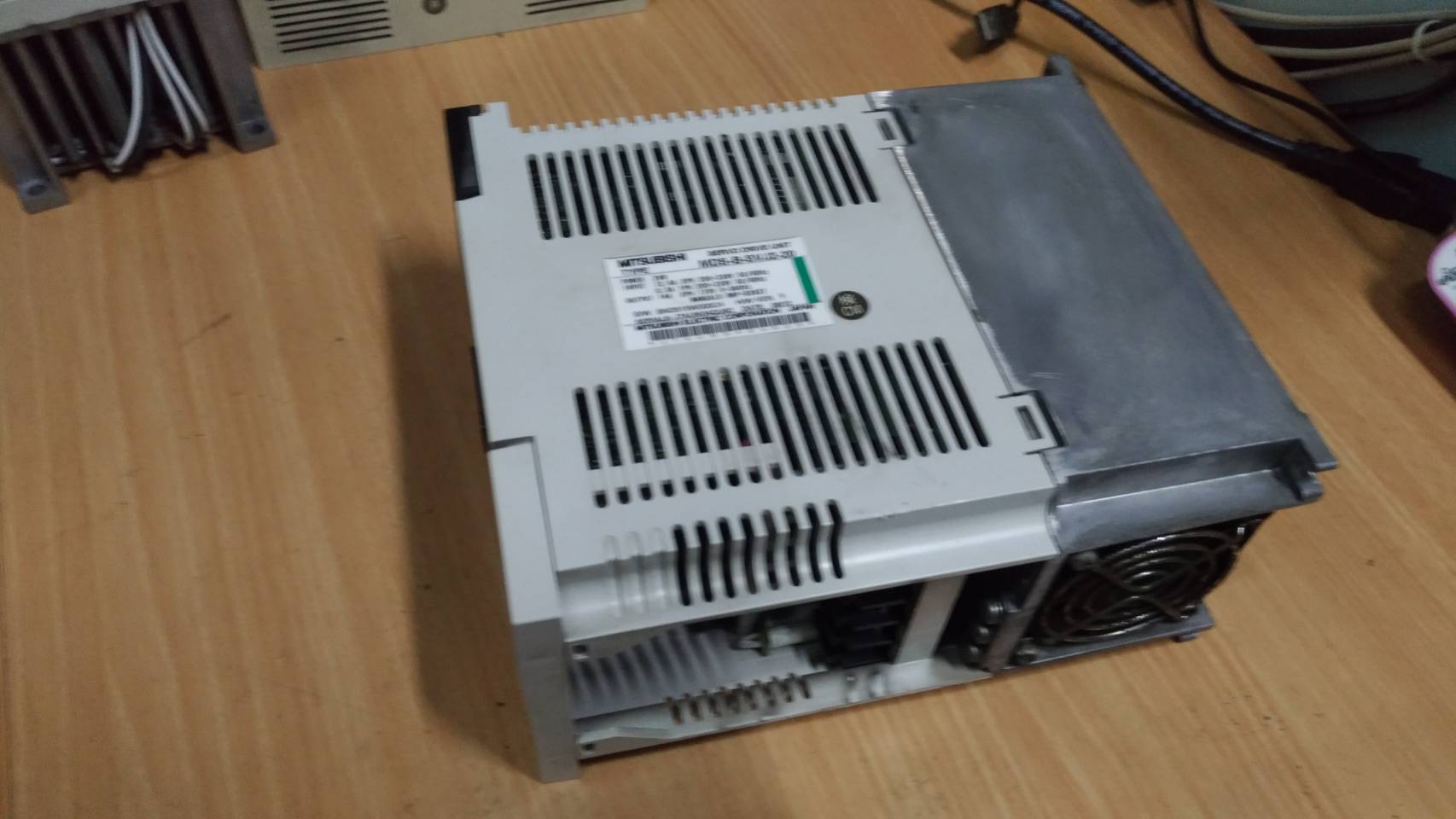 MITSUBISHI MDS-B-SVJ2-20 SERVO DRIVE