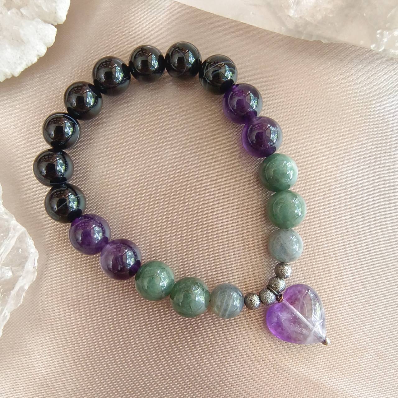 สร้อยข้อมือหินรวม4ชนิด (หยก,อเมทิสต์,ออนิค,ลาบราโดไลท์)