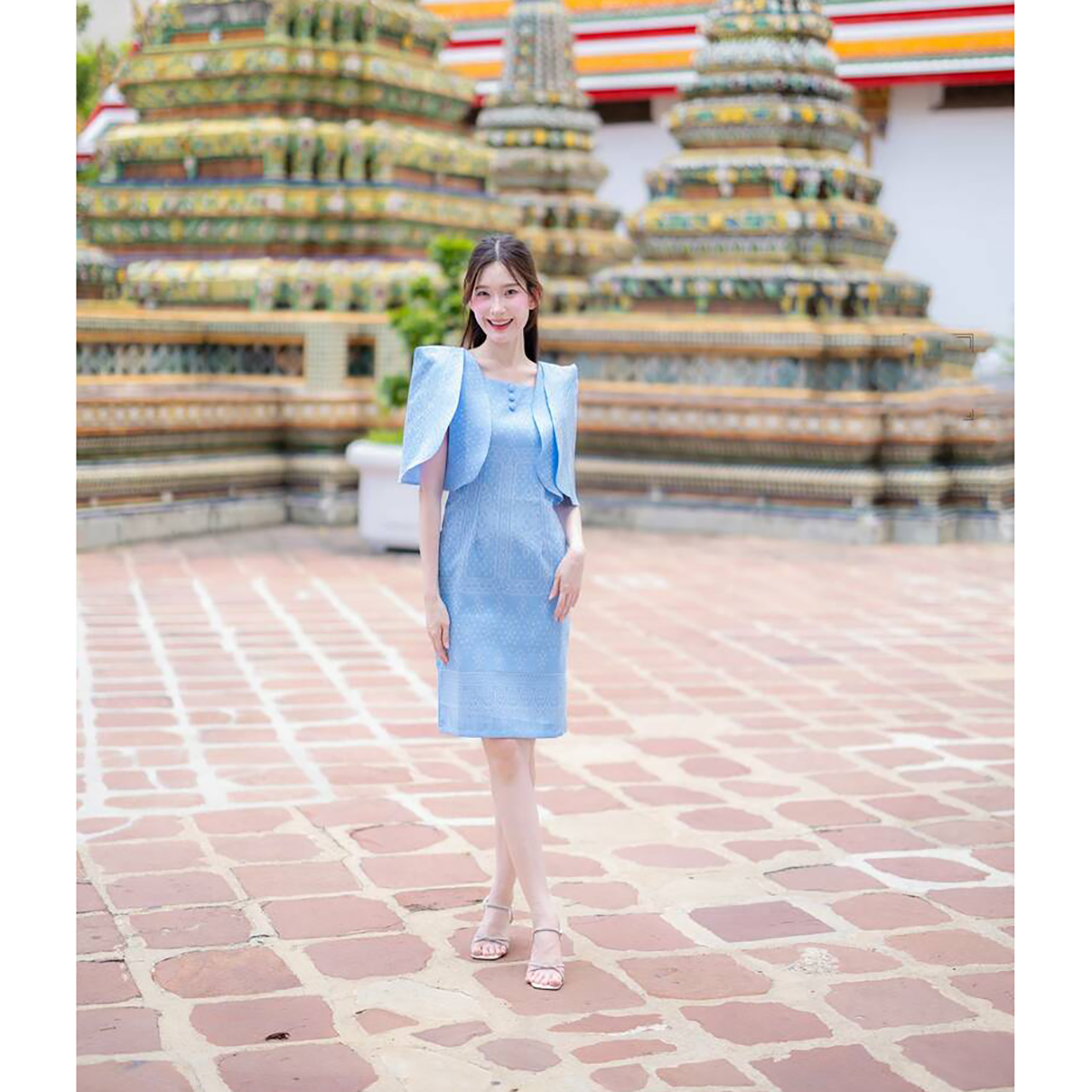 kudapy เดรสแต่งแขนสองชั้นคอเหลี่ยม