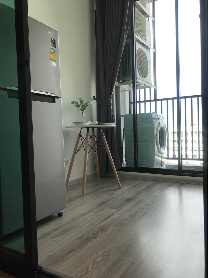 ให้เช่าห้องแบบ 1ห้องนอน 1ห้องอเนกประสงค์ 1ห้องน้ำ โซนพื้นที่ MRT หัวหมาก คอนโด KnightsBridge Collage Ramkhamhaeng (ไนท์บริดจ์คอลลาจ รามคำแหง) High Rise ขนาดห้อง 32 ตรม. ชั้น 20