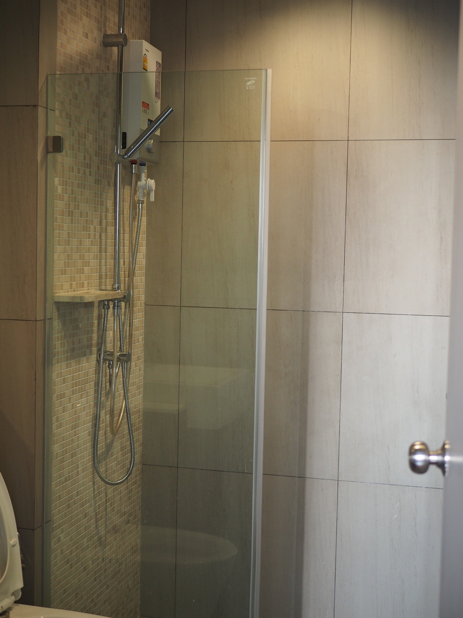 ปล่อยเช่าคอนโด The Politan Rive (เดอะ โพลิแทน รีฟ) - วิวแม่น้ำ 1ห้องนอน 1ห้องน้ำ 1ห้องนั่งเล่น 1ห้องครัว - ใกล้ MRT พระนั่งเกล้า - ขนาดห้อง 30 ตรม. ชั้น 40