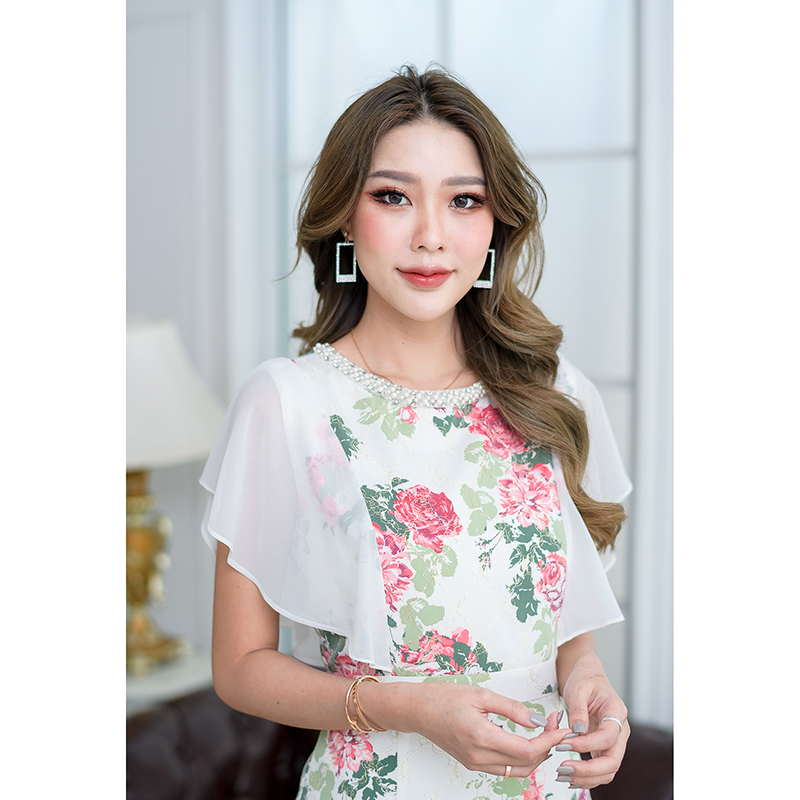 kudapy เดรสสั้นสีขาว/สีชมพู ผ้าตาข่ายพิมพ์ลายดิ้นทอง งานจริงเนื้อผ้าสวย