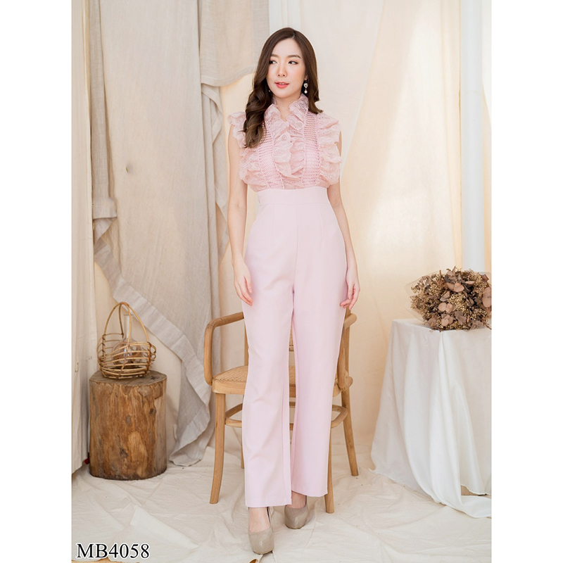 kudapy จั้มสูทสีดำ/สีชมพู/สีขาว เสื้อลูกไม้คอวีแขนกุดแต่งระบายขายาว