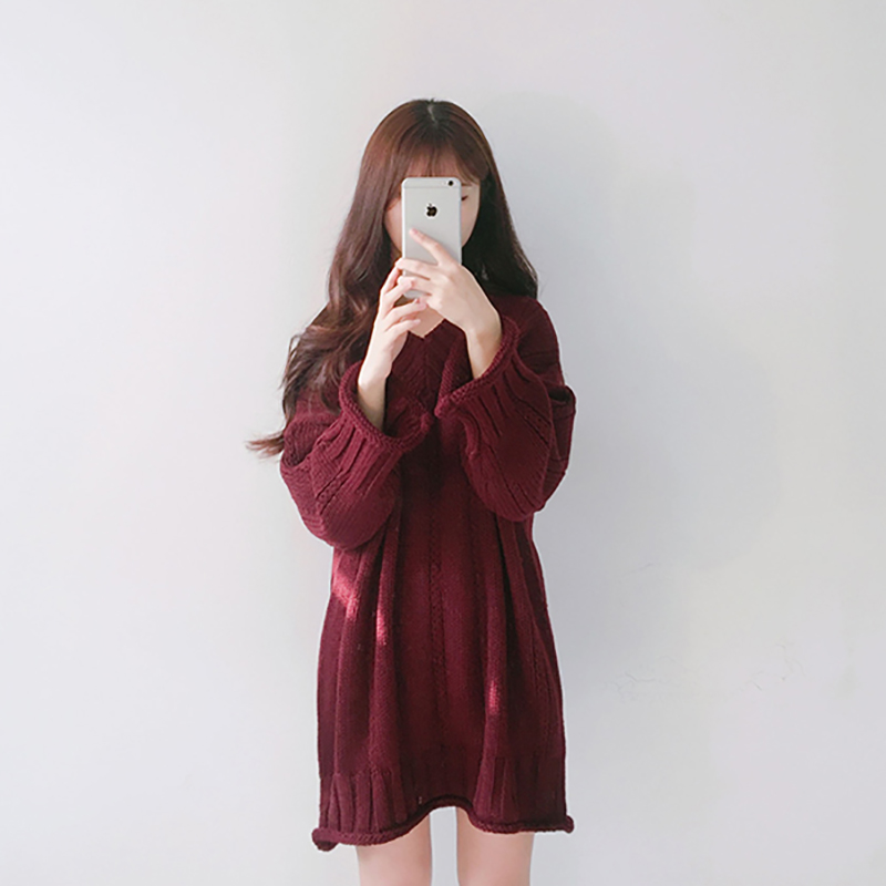 kudapy เสื้อไหมพรมสีแดงไวน์ คอวี Sweater ใส่เดี่ยวๆ หวานๆ
