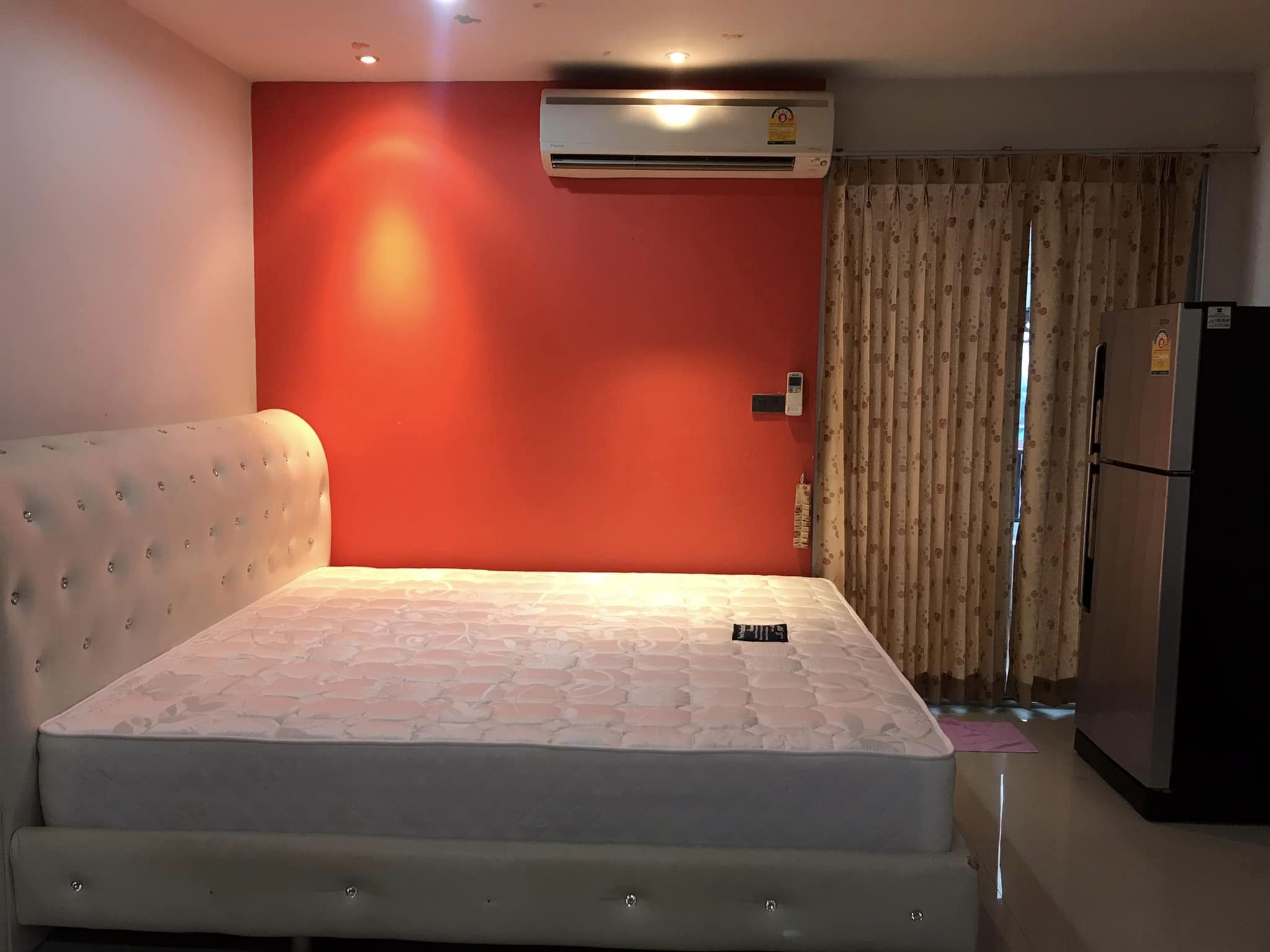 ให้เช่า Regent Home 2 (รีเจ้นท์ โฮม 2) พหลฯ67/1 ชั้น8 ตกแต่งครบพร้อมอยู่