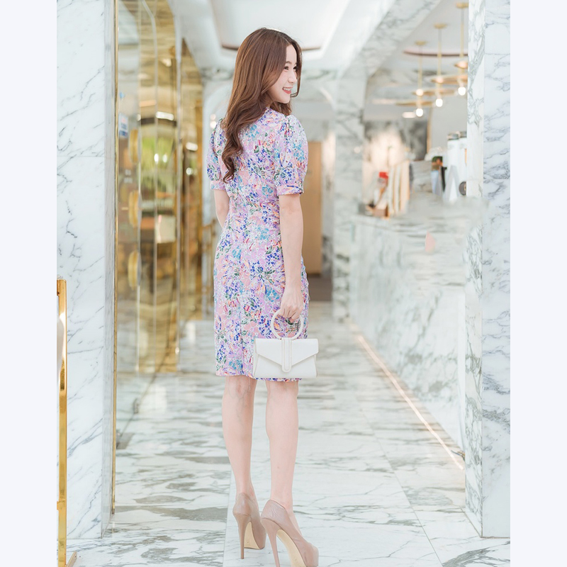 kudapy เดรสสั้นสีชมพู,ขาว ลายดอกไม้ใส่ดูสวย