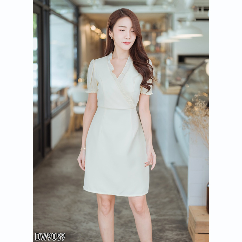 kudapy เดรสสั้นคอวีทรงเอสีม่วง/สีครีม/สีชมพู แขนบาร์บี้คอวีใส่สบาย สวยดูดี