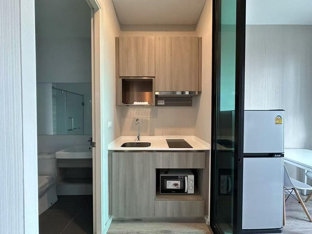 ปล่อยเช่าคอนโด Knightsbridge Collage Ramkhamhaeng : ไนท์บริดจ์คอลลาจ - รามคำแหง - โซนพื้นที่ รามคำแหง - 1ห้องนอน 1ห้องน้ำ 1ห้องนั่งเล่น 1ห้องครัว - ขนาดห้อง 31 ตรม. ชั้น 20