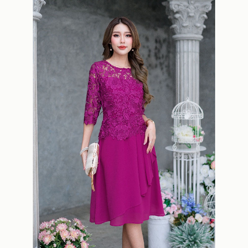 kudapy เดรสผ้าลูกไม้สั้นสีฟ้า/สีชมพูม่วงเข้ม ลูกไม้แสนสวยดีไซน์หวาน ตัดเย็บด้วยผ้าลูกไม้เนื้อเงาทอเนื้อแน่นหนาคัดเกรดอย่างดี