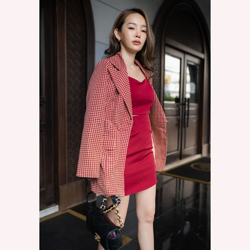 kudapy set สูท 3 ชิ้น ใช้ผ้าเกรดอย่างดีในการตัด งานสวยมากๆๆ มีซับทั้งชุด