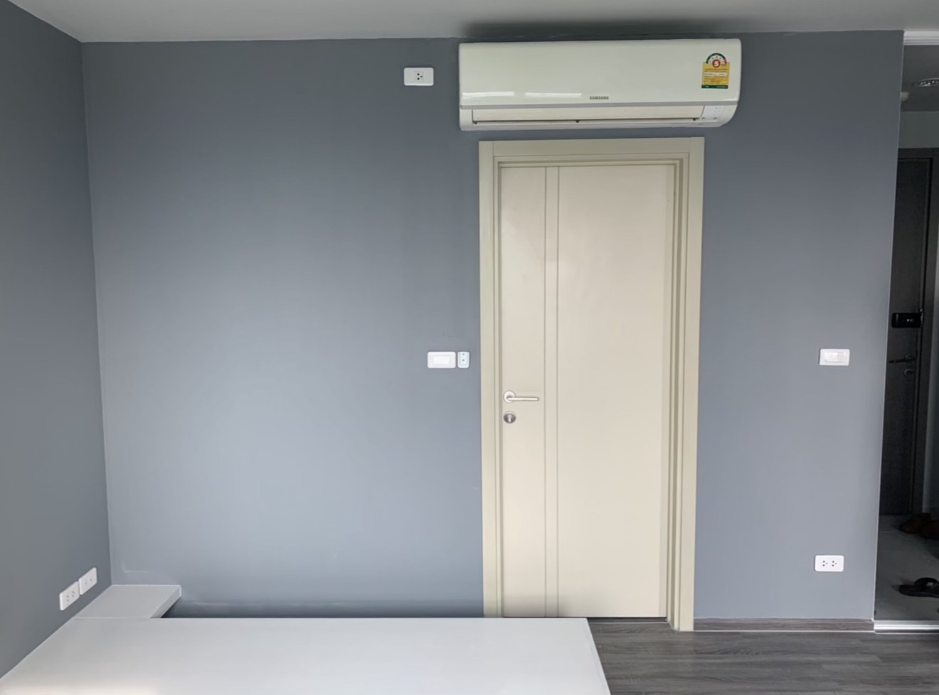 ให้เช่าคอนโด The Base Rama 9 - Ramkhamhaeng (เดอะ เบส พระราม 9 - รามคำแหง) 1ห้องนอน / 1ห้องน้ำ ขนาด 26 ตรม. ชั้น 22 ค่าเช่า 9,500 ต่อเดือน รถไฟฟ้า ARL รามคำแหง