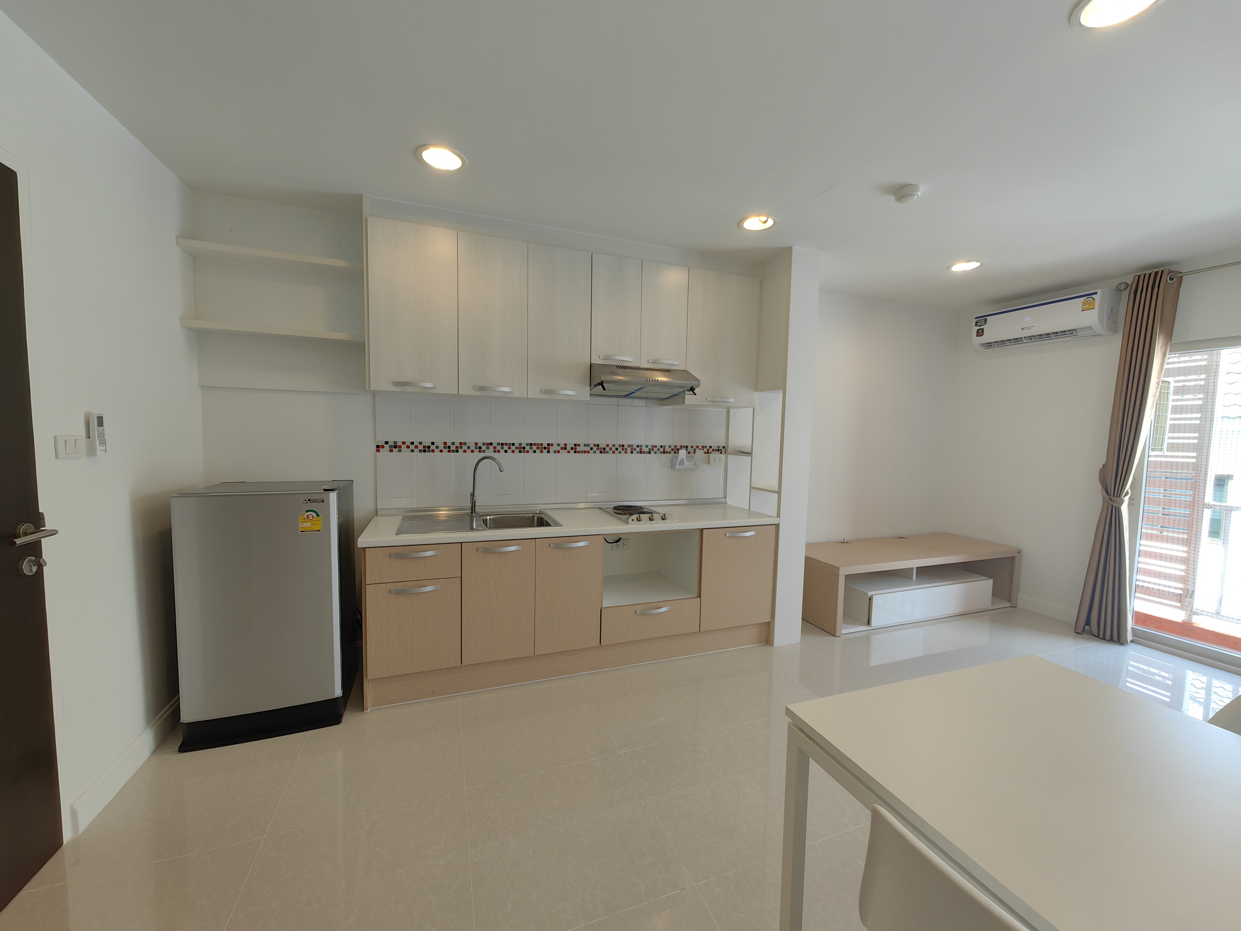 ❤️คอนโดหรูสาทรใกล้ IconSiam แลนด์มาร์คกรุงเทพ BTS กรุงธนบุรี 450 เมตร ตกแต่งพร้อมอยู่ เฟอร์นิเจอร์ครบ กู้เกินได้ ❤️Sathorn Condo near IconSiam, Bangkok Landmark, BTS Krung Thonburi 450 meters.