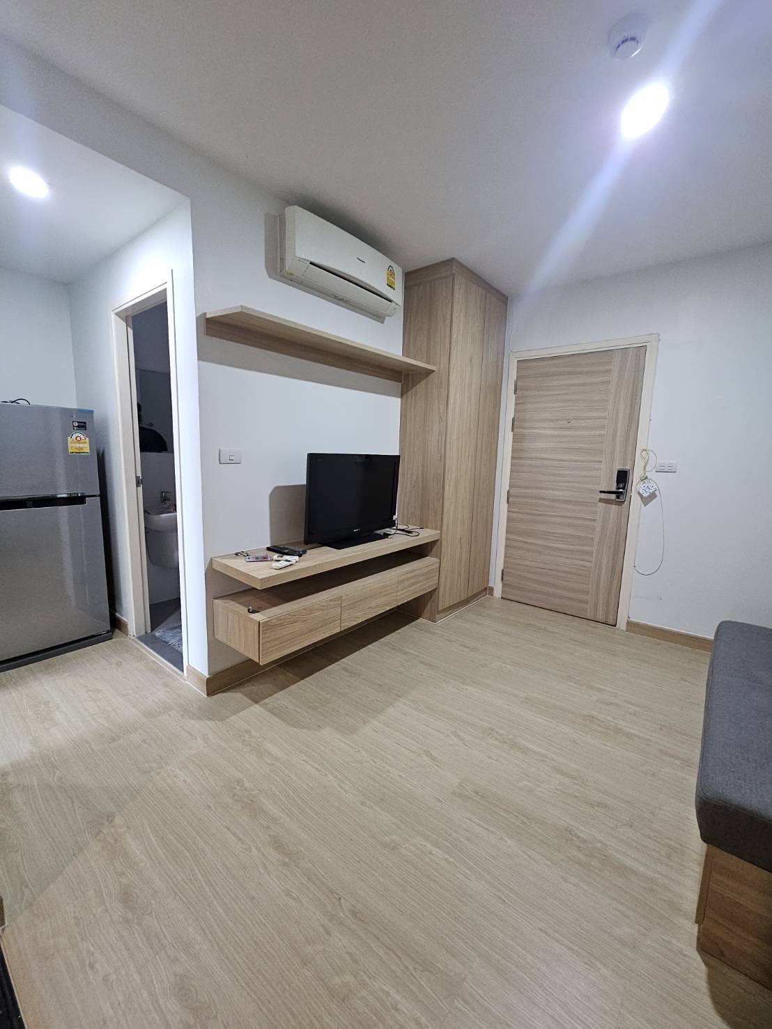 ปล่อยเช่าคอนโด D Mura Ratchayothin (ดี มูระ รัชโยธิน) - 1ห้องนอน 1ห้องน้ำ 1ห้องนั่งเล่น - ใกล้ BTS เสนานิคม - ขนาดห้อง 31.36 ตรม. ชั้น 5