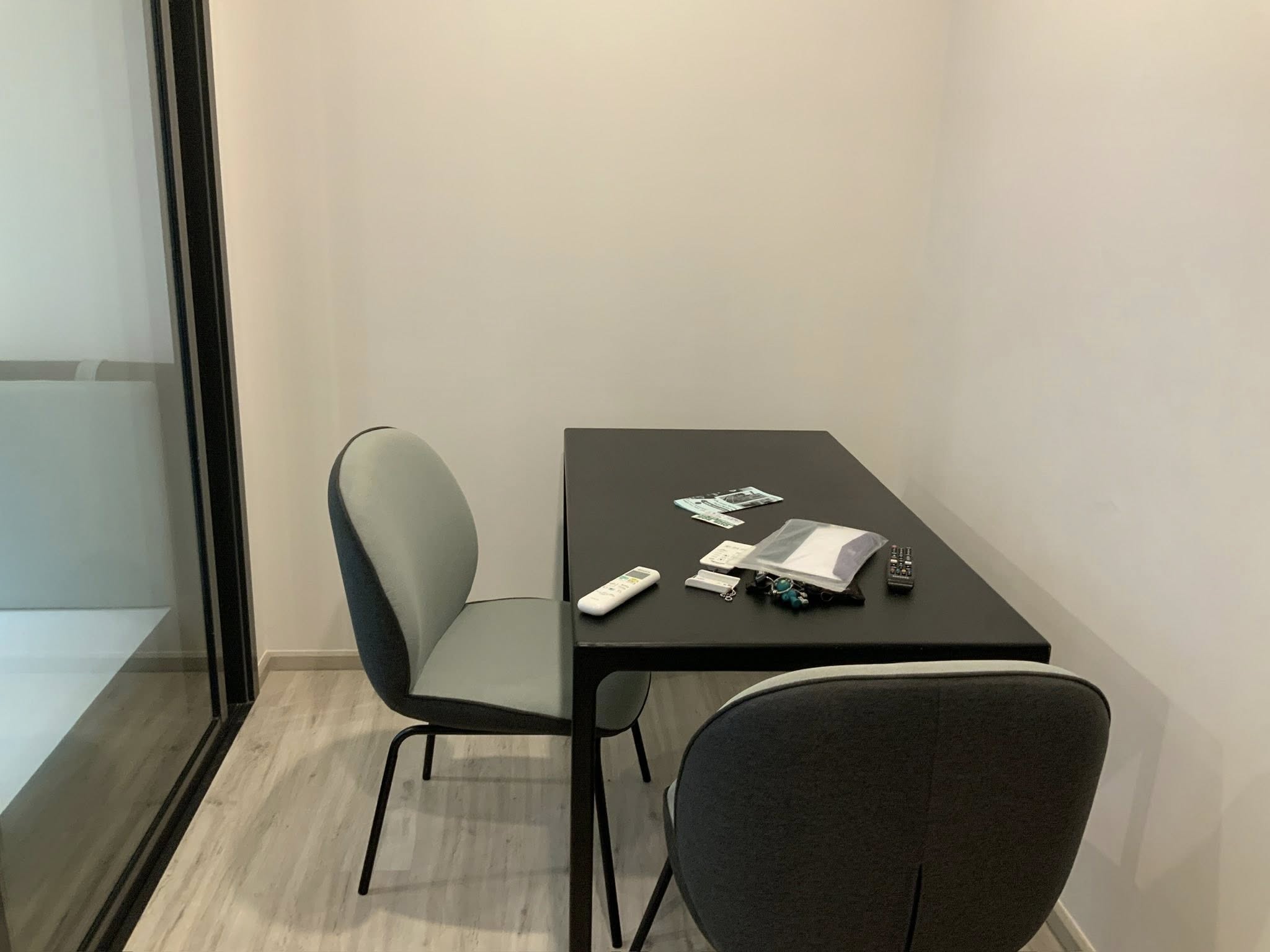 ให้เช่าคอนโด XT Huaikhwang (เอกซ์ที ห้วยขวาง) High Rise โซนพื้นที่ MRT ห้วยขวาง ห้องแบบ 1ห้องนอน 1ห้องน้ำ ขนาดห้อง 30 ตรม. ชั้น 7 ตึก B