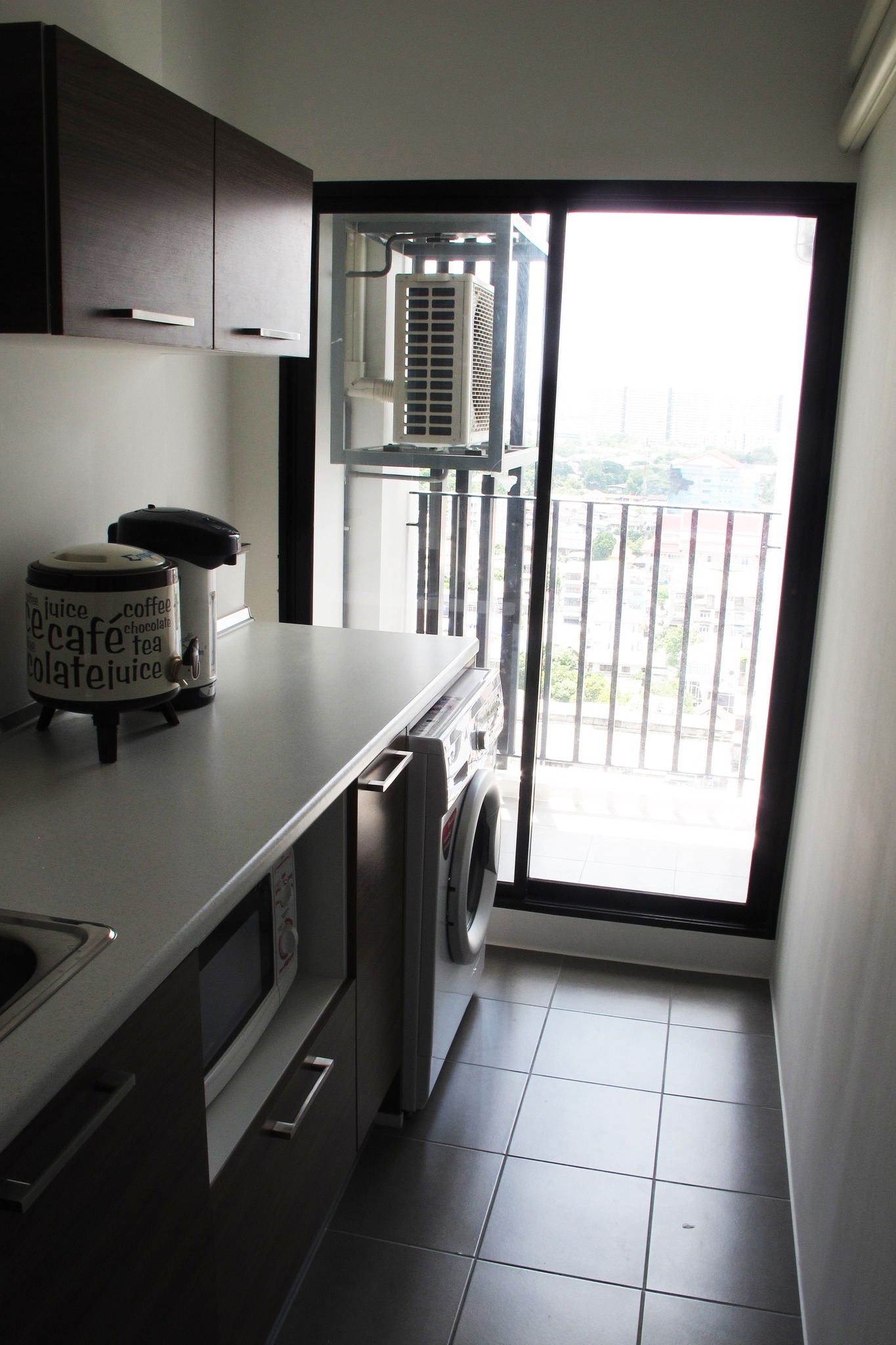 ให้เช่าคอนโด The Tree Interchange (เดอะ ทรี อินเตอร์เชนจ์) โซน รถไฟฟ้า MRT เตาปูน บางโพ 1ห้องนอน / 1ห้องน้ำ / ตึก A ขนาดห้อง 36 ตรม. ชั้น 18