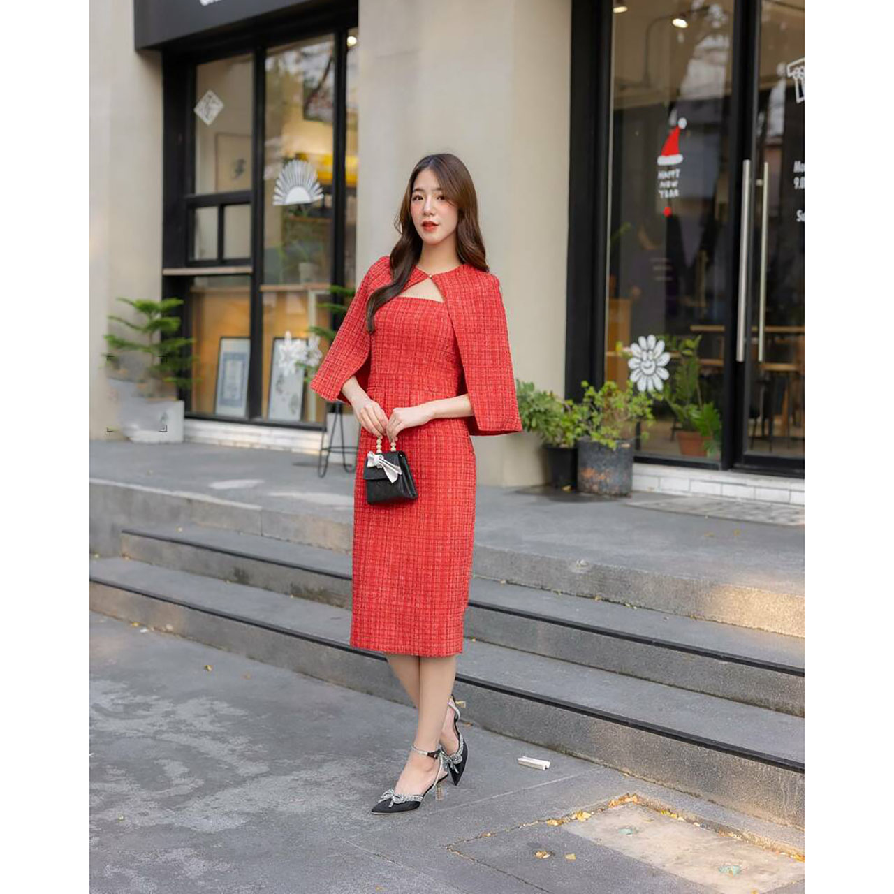 kudapy เดรสสั้น ผ้าทวิต ออกงานพร้อมเสื้อคลุมไหล่ ใส่สวย ดูดี