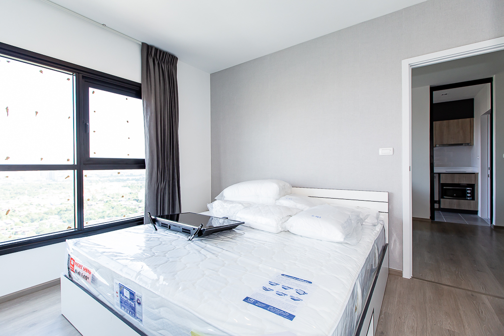 ให้เช่า The Base Phetkasem (เดอะเบส เพชรเกษม)2ห้องนอนชั้น26เครื่องใช้ไฟฟ้าครบ