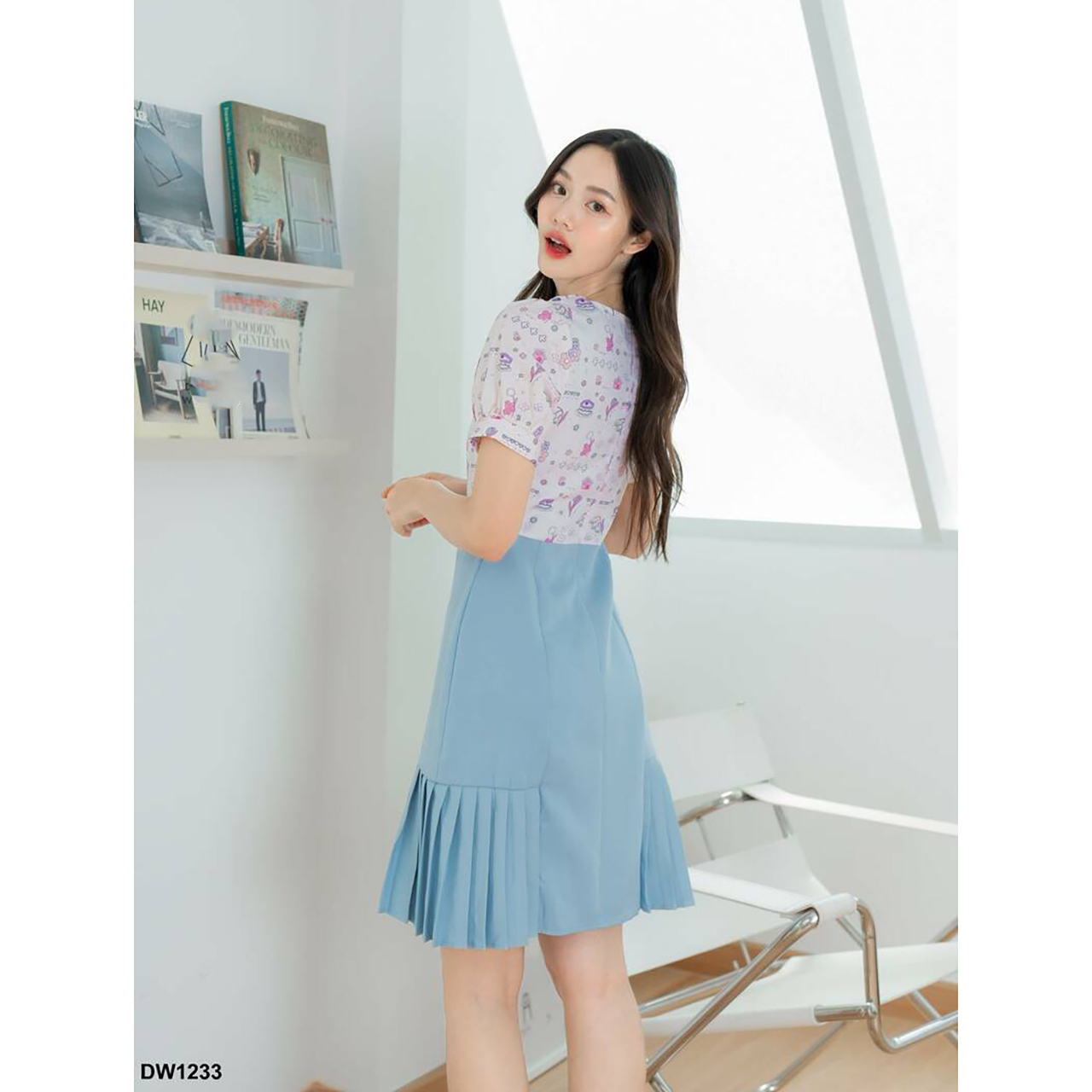 kudapy เดรสสั้นสีม่วง/สีฟ้า/สีชมพู ผ้าพื้นคอบัวกั๊กลาย ใส่ทำงาน ใส่เที่ยวสวยดูดี