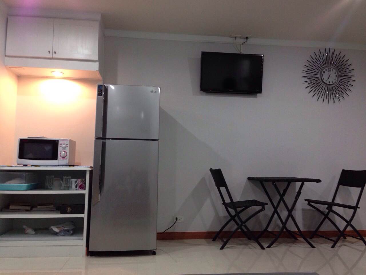 ให้เช่า Supalai Place (ศุภาลัย เพลส สุขุมวิท 39) เครื่องใช้ไฟฟ้าครบหิ้วเสื้อผ้ามาเข้าอยู่ได้เลย