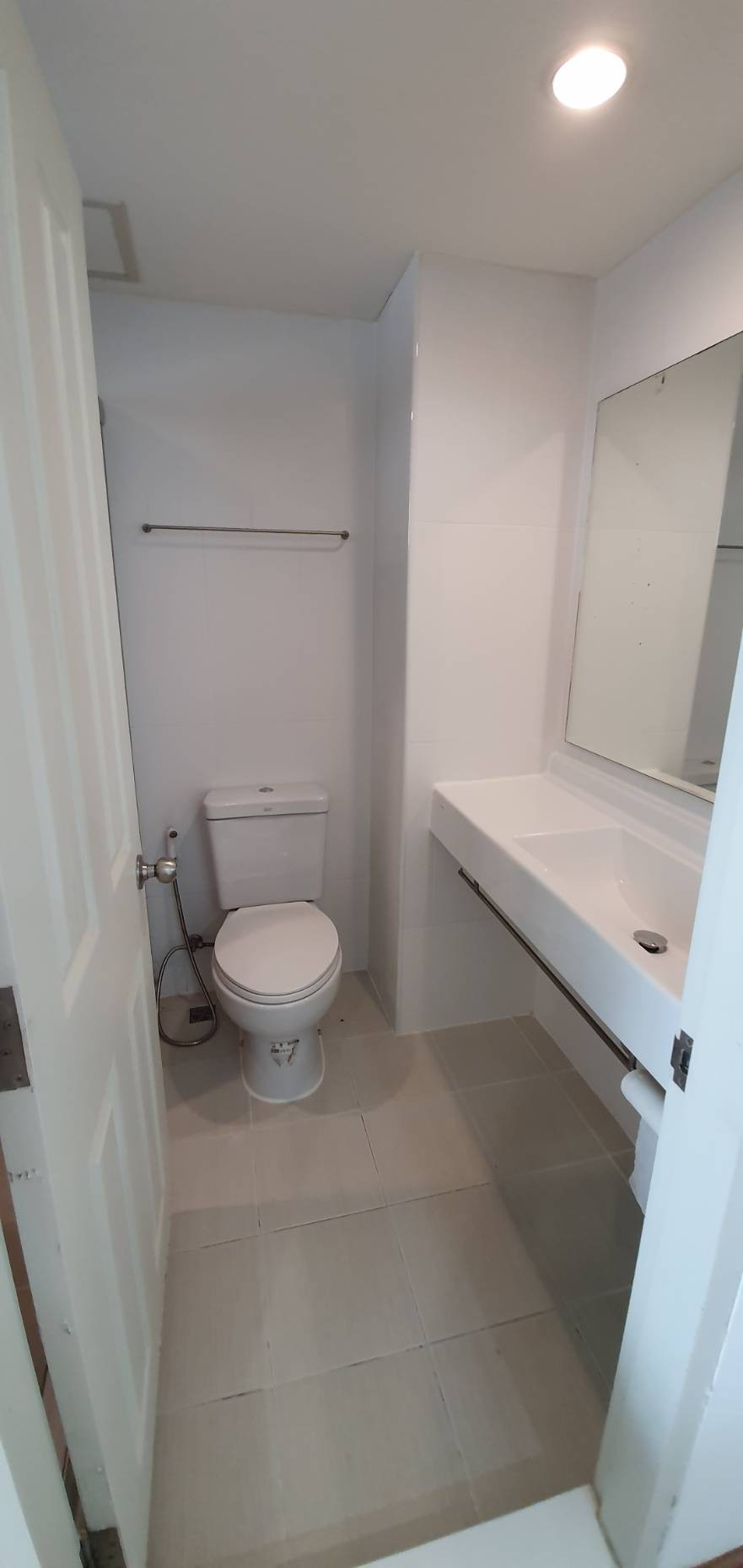 ขายด่วนถูกมาก U Delight @ Jatujak Station (ยู ดีไลท์ แอท จตุจักร สเตชั่น) - โซนพื้นที่ 1ห้องนอน 1ห้องน้ำ - ขนาดห้อง 32 ตรม. ชั้น 21 ทิศตะวันออก - ขาย 2.3 ล้านบาท