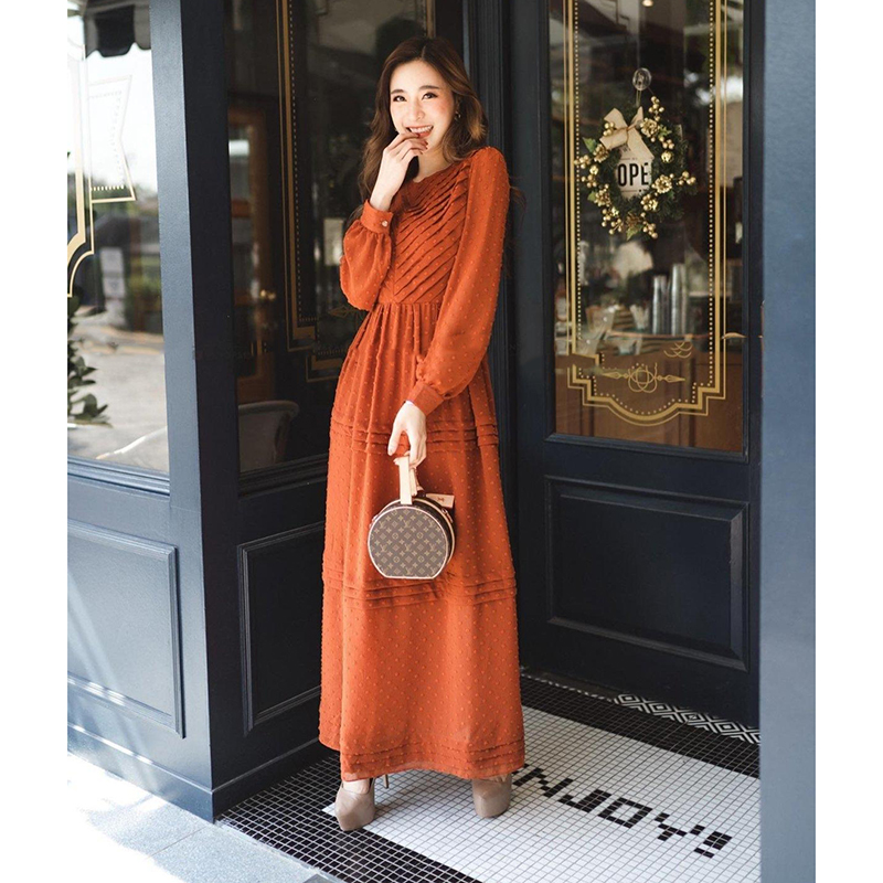 kudapy maxxi เดรสยาวผ้าชีฟองสีกรมท่า สีส้มอิฐ แขนยาว คอกลมแต่งกุ้นลาย3มิติ