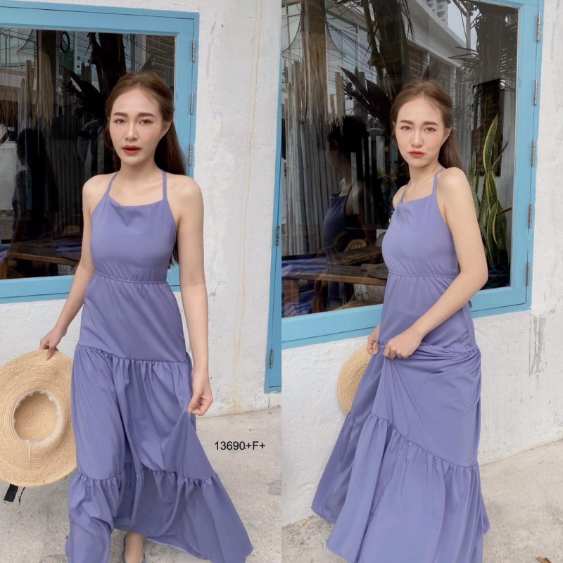 kudapy เดรสยาวร้อยเชือกหลังสีดำ,สีฟ้า ยางยืดรอบเอว เดรสแต่งระบายกระโปรงเป็นชั้นๆ เนื้อผ้า ไหมอิตาลี