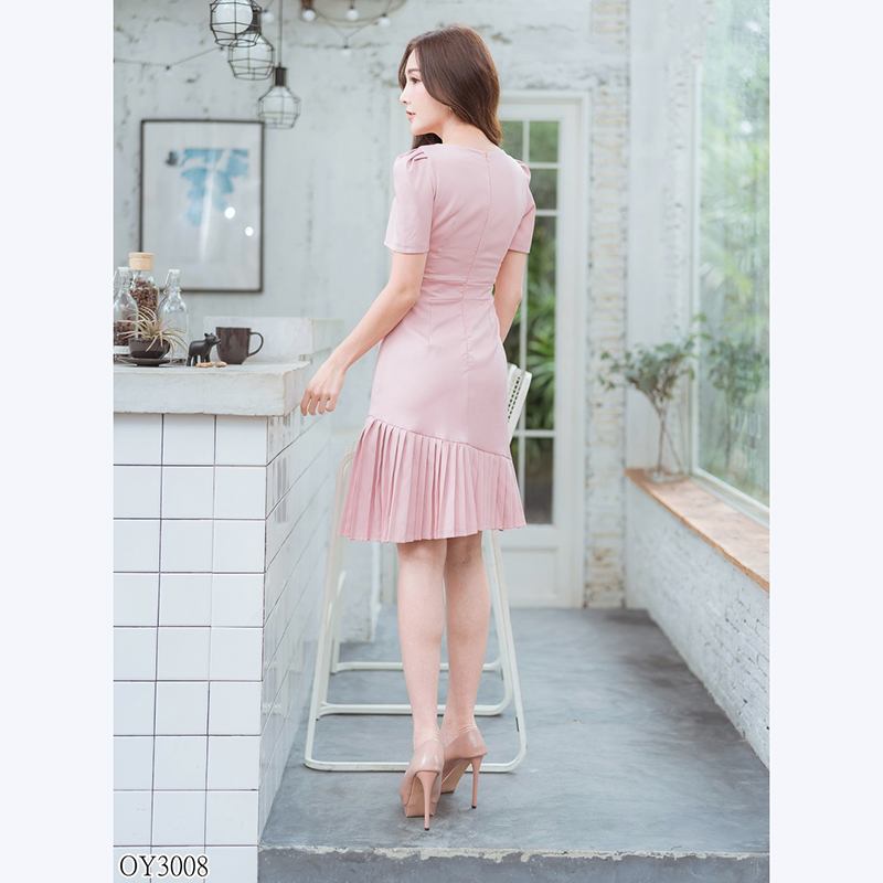 kudapy เดรสสั้นสีเขียว/ม่วง/ชมพู ใส่ทำงานชายพลีท ออกงานสวยดูดีน่ารัก