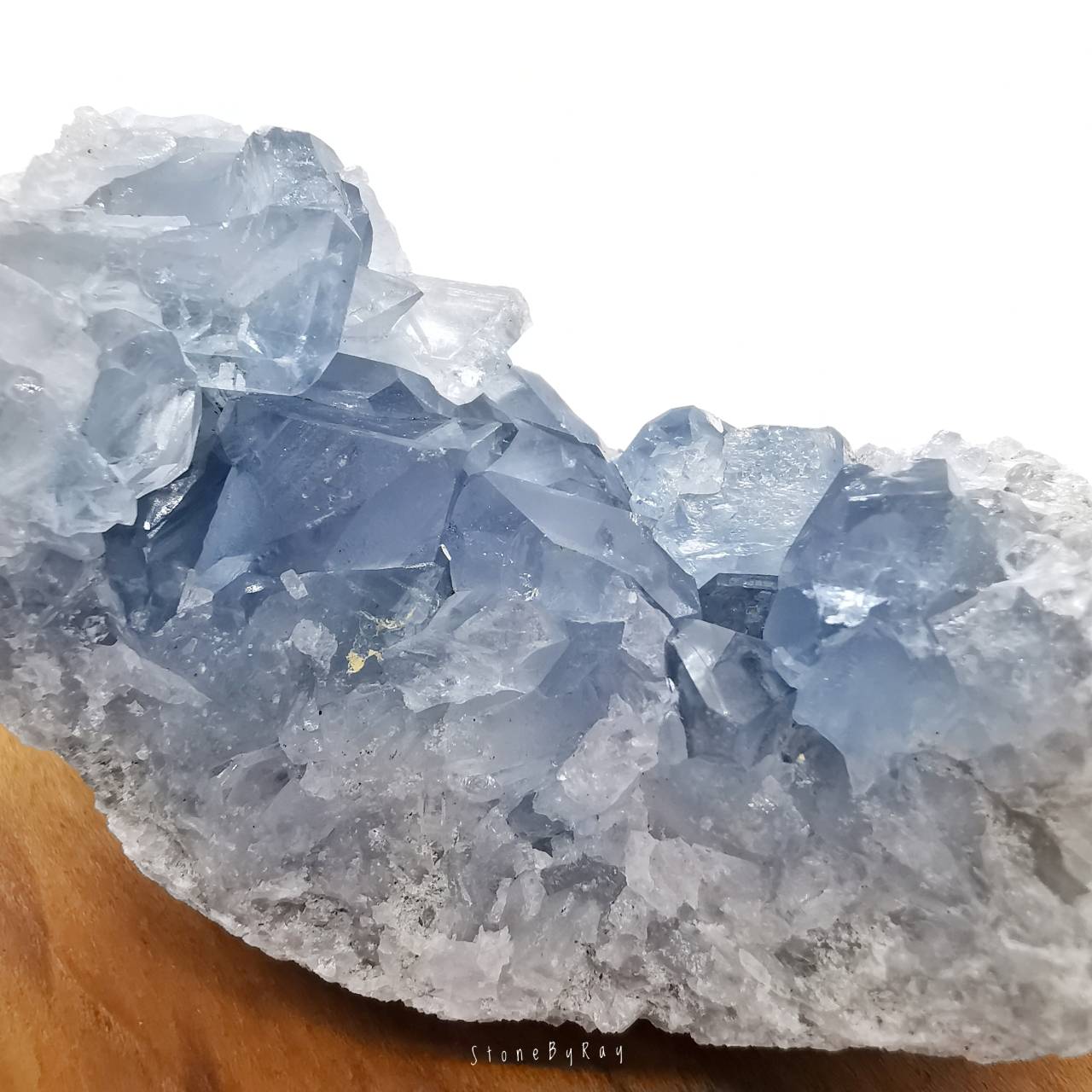 หินเซเลสไทน์ผลึกธรรมชาติ Celestine