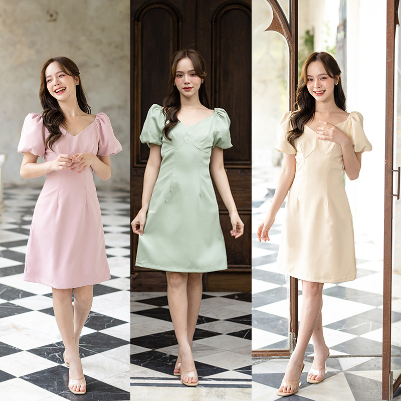 kudapy เดรสสั้นสีชมพู/สีเขียวมัทฉะ/สีครีม แขนตุ๊กตาคอวีไปเดท ไปทำงาน ลุค 2 ดึงแขนเสื้อลงมาปาดไหล่ ใส่ไปปาร์ตี้ ชิคๆ