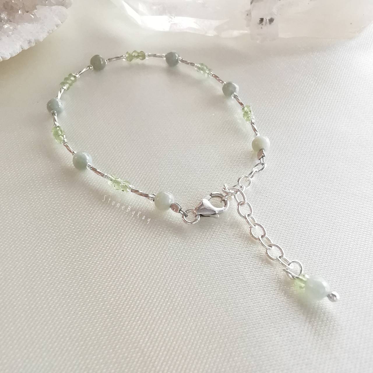 สร้อยข้อมือเงินหยก+เพอริดอท (Jade+Peridot)