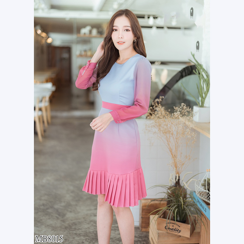 kudapy เดรสสั้นทูโทนสีชมพู ,สีครีมฟ้า แขนยาว ผ้าชีฟองยาวกึ่งกระโปรงพลีสสวยดูดีน่ารักมากๆ