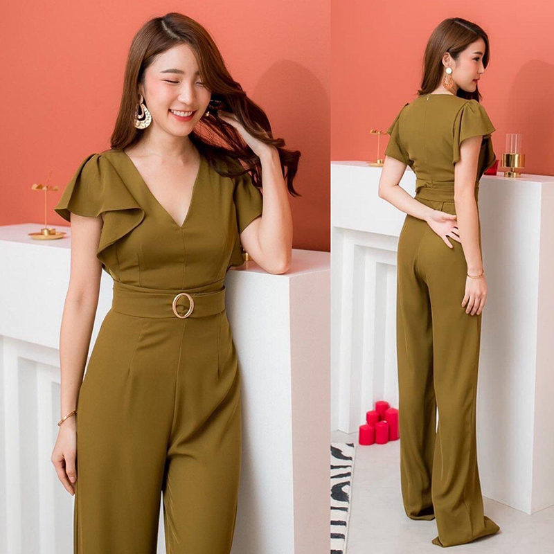 kudapy จั๊มสูทคอวีขายาวสีน้ำตาล สีเขียว ระบายแขน มาพร้อมเข็มขัด เนื้อผ้านำเข้าอย่างดี ทรงสวยมาก