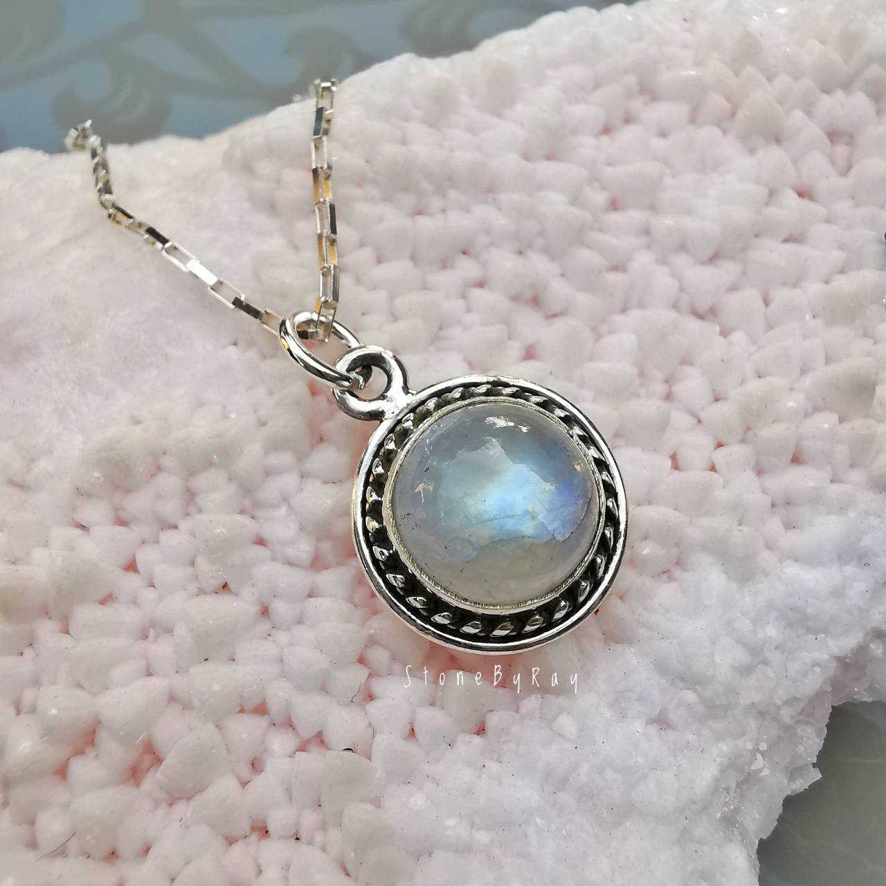 สร้อยคอเงินจี้หินมูนสโตน Moonstone