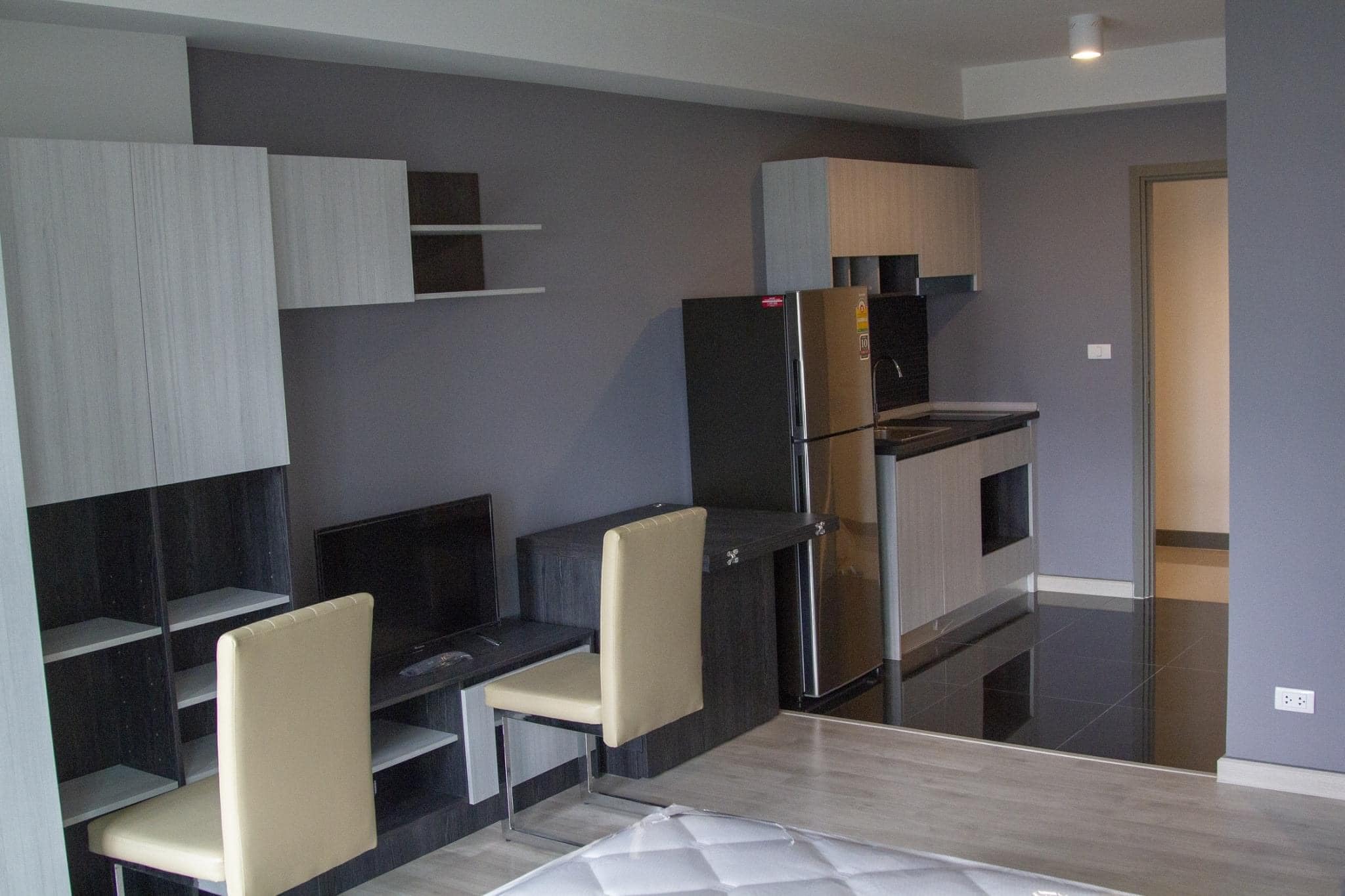 ให้เช่าคอนโด Estabe @ Phahonyothin 18 (เอสตาเบ @ พหลโยธิน 18) - ห้องเฟอร์ครื่องใช้ไฟฟ้าครบยูนิตน้อยคนไม่พลุกพลาน - การเดินทาง: BTS หมอชิต MRT จตุจักร