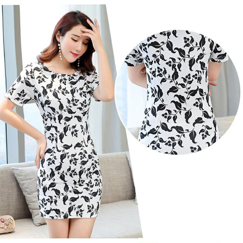kudapy ชุดเดรสสั้นสีขาว แฟชั่นแต่งลายใบไม้ลายโค้งสวยๆ ทรงสวมคอกลมแขนสั้น